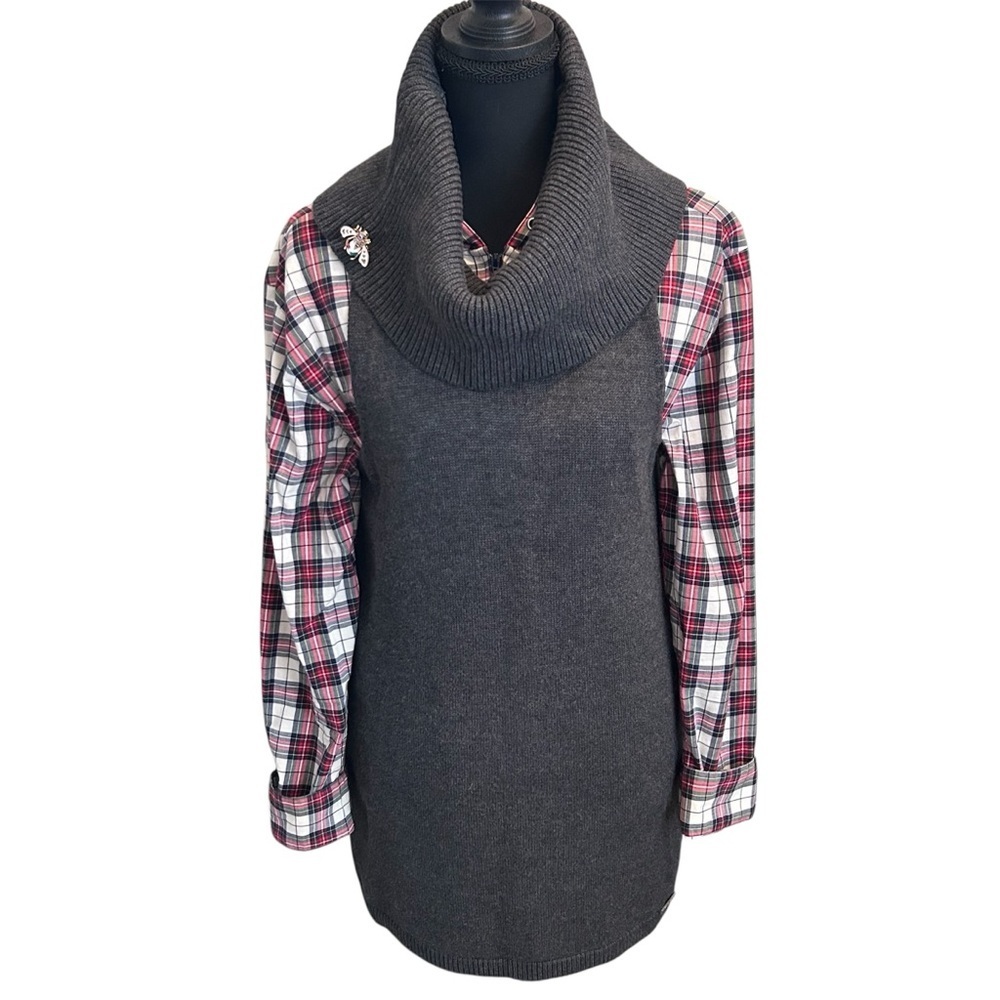 Michael Kors Women’s Charcoal Knit Cowl Neck Sweater Vest. Size M